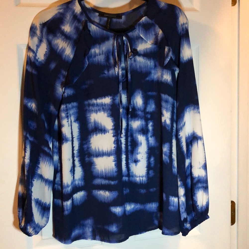 BCBG Maxazaria blue and white tie dye poly shirt